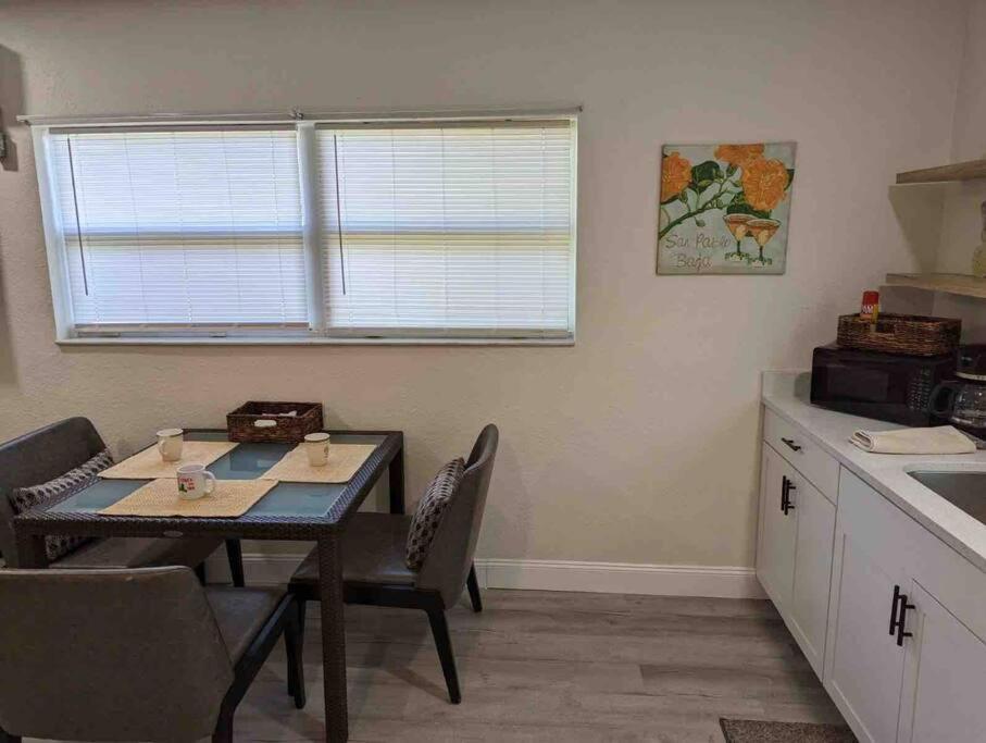 Renovate Large Studio 21-Directly Across Beach St. Pete Beach Eksteriør bilde